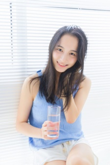 亚洲va